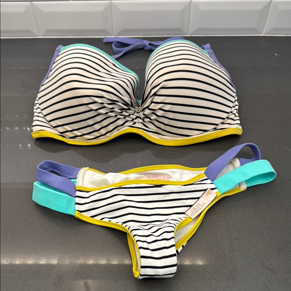Victoria Secret Striped Bikini Set Top 36DD, Smocked Bottoms Medium (with Tag)